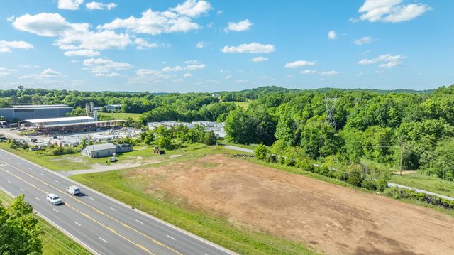 1094 New Highway 7, Columbia, TN 38401