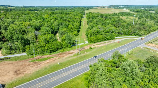 1094 New Highway 7, Columbia, TN 38401