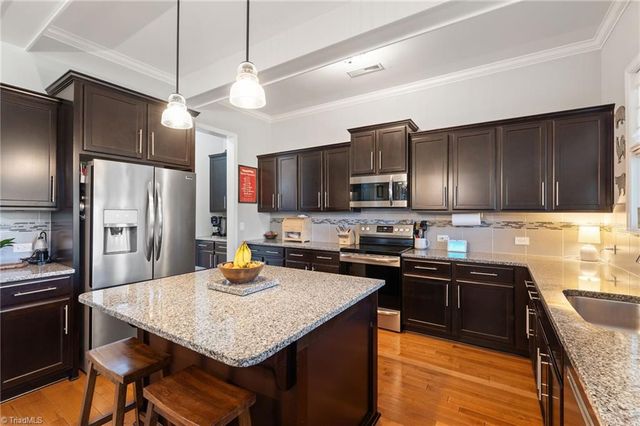 100 Kreeger Court, King, NC 27021