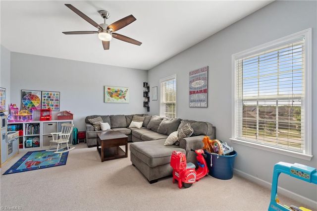 100 Kreeger Court, King, NC 27021