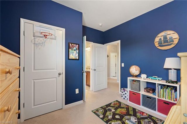 100 Kreeger Court, King, NC 27021