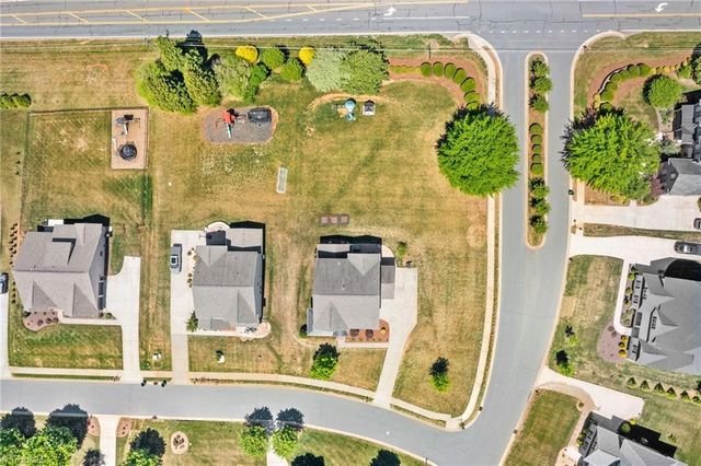 100 Kreeger Court, King, NC 27021