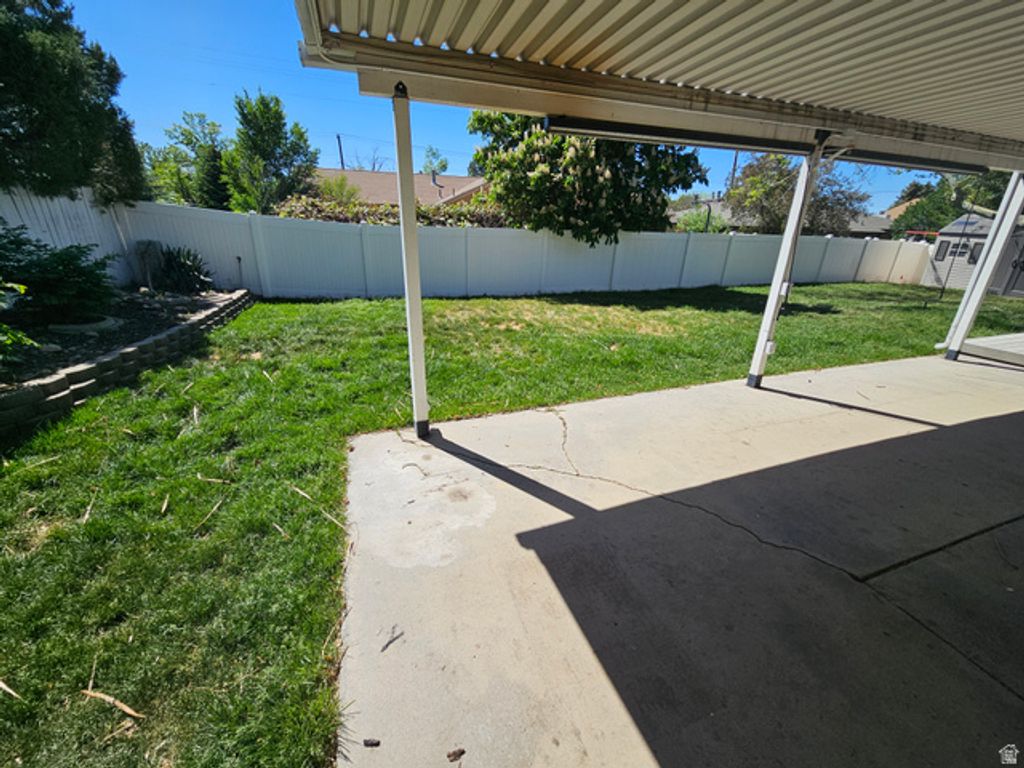 Image 11 of property listing at 7152 S 2740 E, Cottonwood Heights, UT 84121