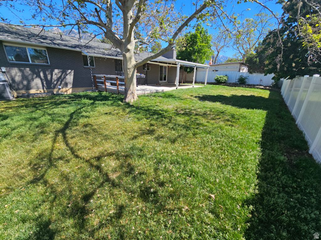 Image 12 of property listing at 7152 S 2740 E, Cottonwood Heights, UT 84121