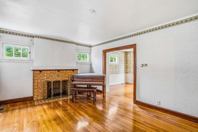 76 N Cassady Avenue, Columbus, OH 43209