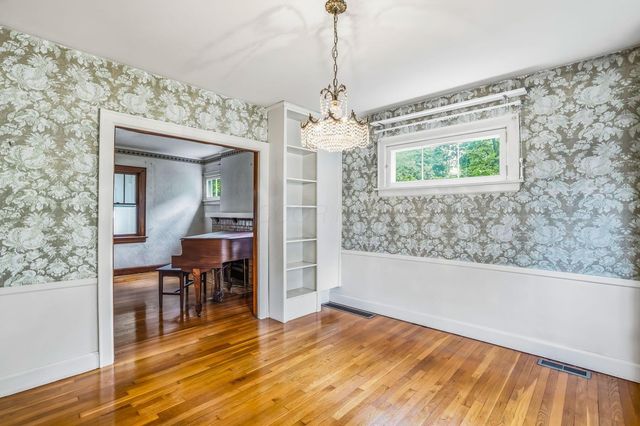 76 N Cassady Avenue, Columbus, OH 43209