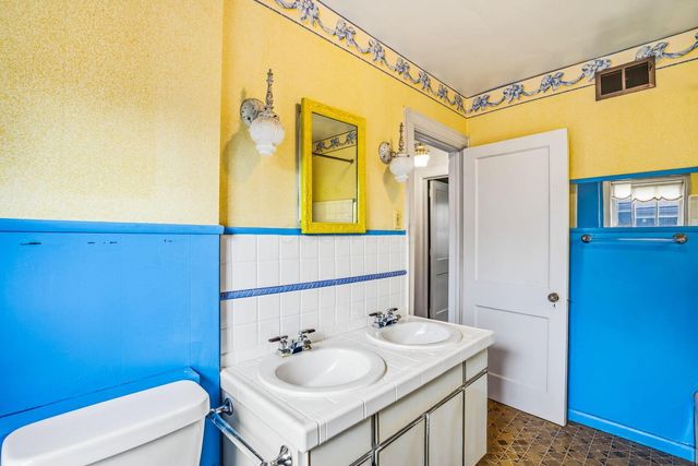 76 N Cassady Avenue, Columbus, OH 43209