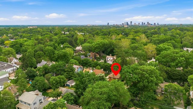 76 N Cassady Avenue, Columbus, OH 43209