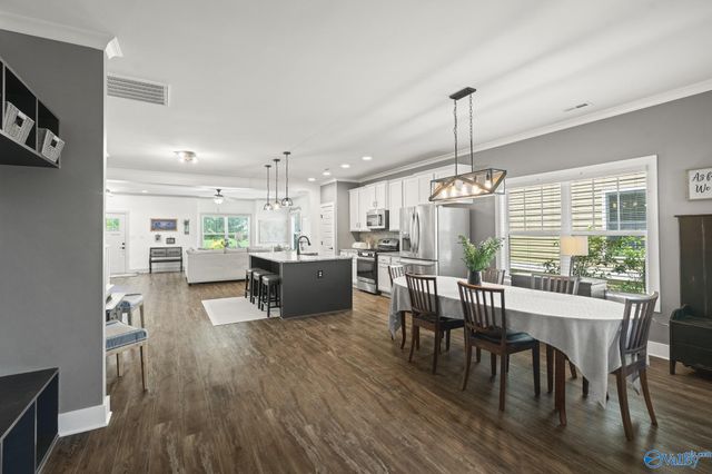 1530 Trek Street, Huntsville, AL 35811