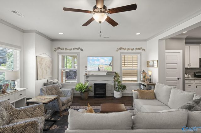 1530 Trek Street, Huntsville, AL 35811