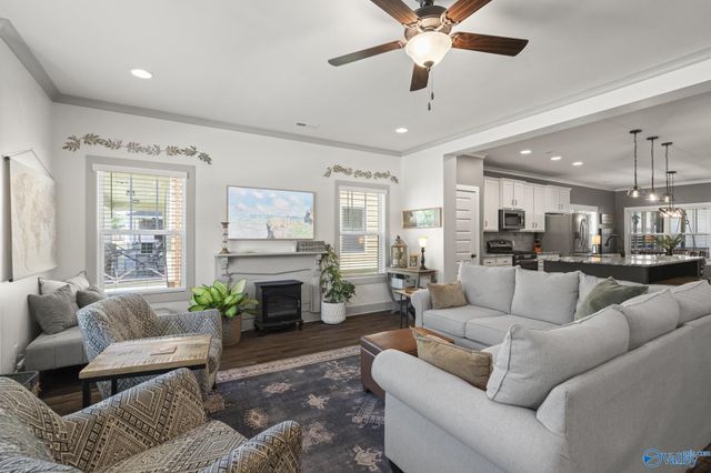 1530 Trek Street, Huntsville, AL 35811