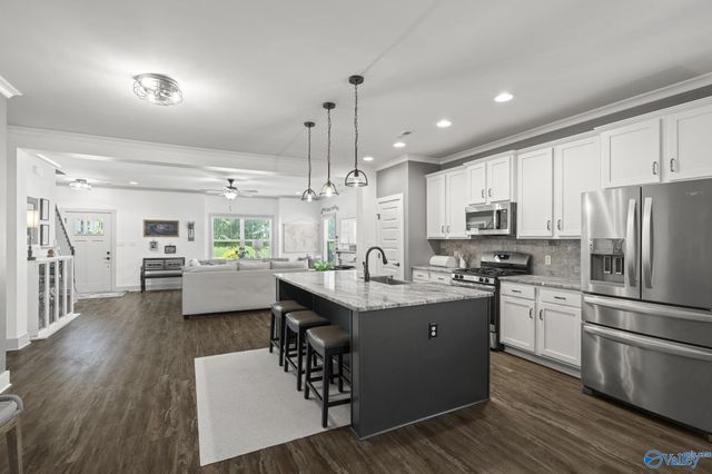 1530 Trek Street, Huntsville, AL 35811