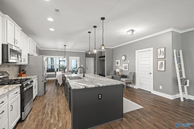 1530 Trek Street, Huntsville, AL 35811