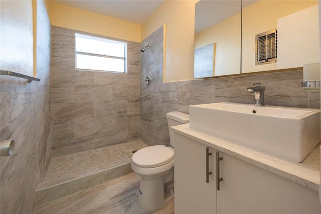 1310 NW 43rd Avenue 309, Lauderhill, FL 33313