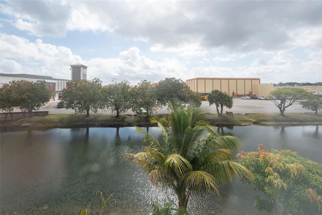 1310 NW 43rd Avenue 309, Lauderhill, FL 33313