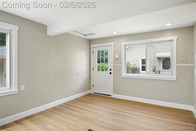 23147 Vance Avenue, Hazel Park, MI 48030