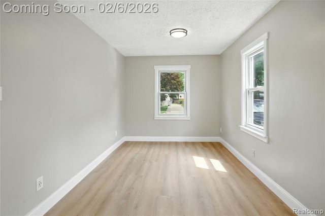 23147 Vance Avenue, Hazel Park, MI 48030