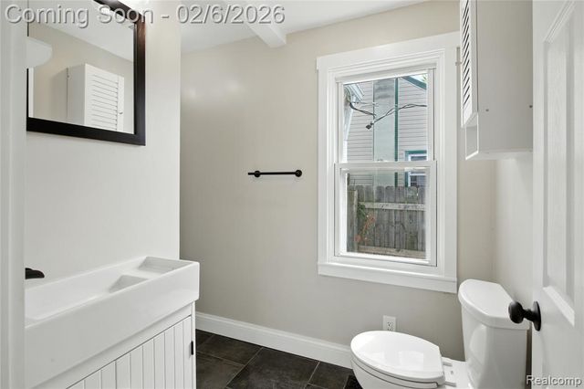 23147 Vance Avenue, Hazel Park, MI 48030