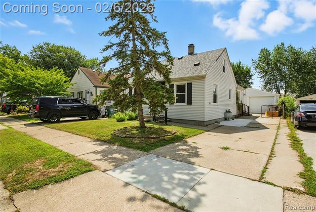23147 Vance Avenue, Hazel Park, MI 48030