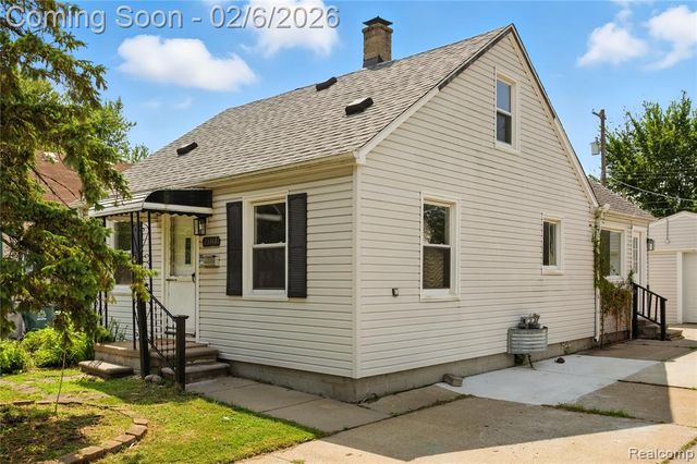 23147 Vance Avenue, Hazel Park, MI 48030