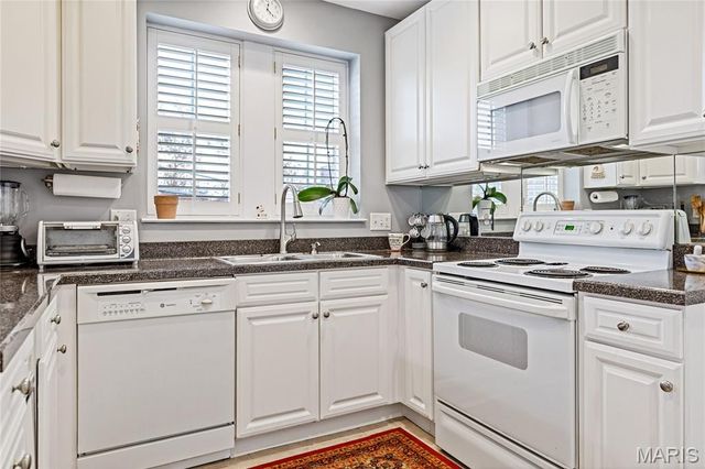 7564 Wydown Boulevard 3B, Clayton, MO 63105