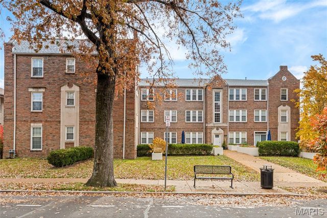 7564 Wydown Boulevard 3B, Clayton, MO 63105