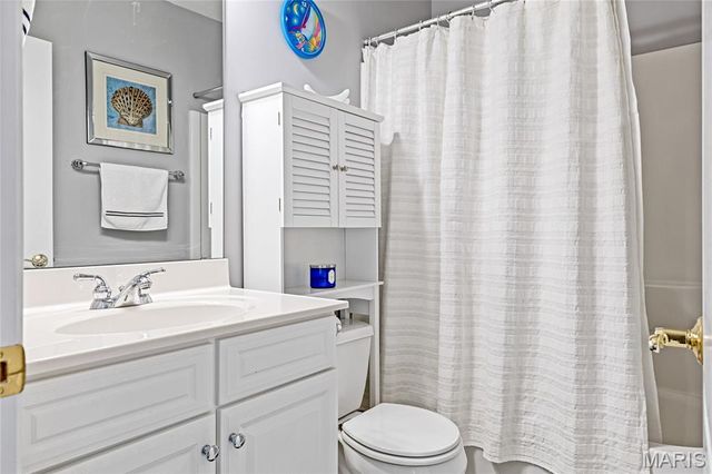 7564 Wydown Boulevard 3B, Clayton, MO 63105