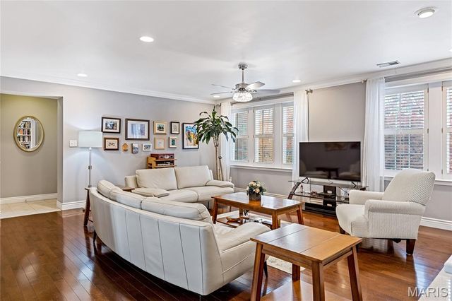 7564 Wydown Boulevard 3B, Clayton, MO 63105