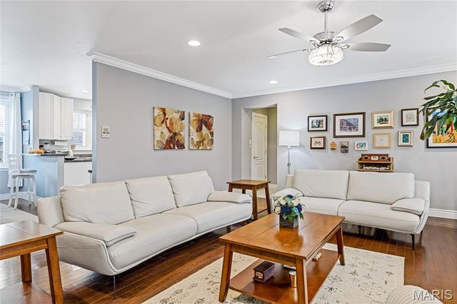 7564 Wydown Boulevard 3B, Clayton, MO 63105