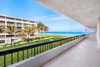 2660 S Ocean Boulevard 202n, Palm Beach, FL 33480
