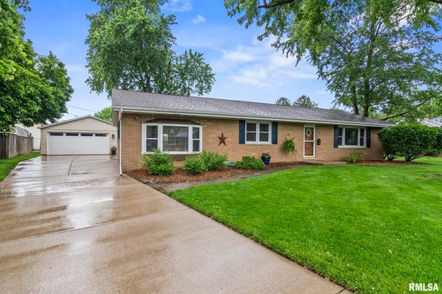 56 Bonniebrook Road, Chatham, IL 62629