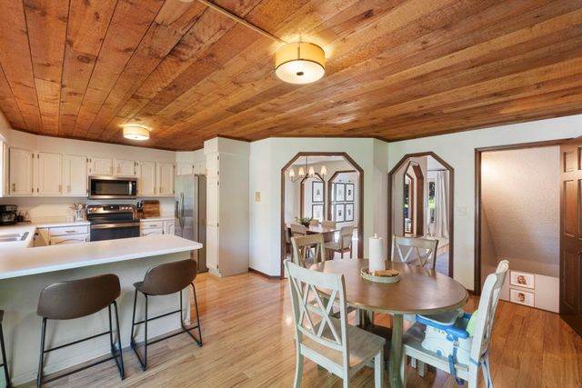 2215 Minnetonka Drive, Cedar Falls, IA 50613