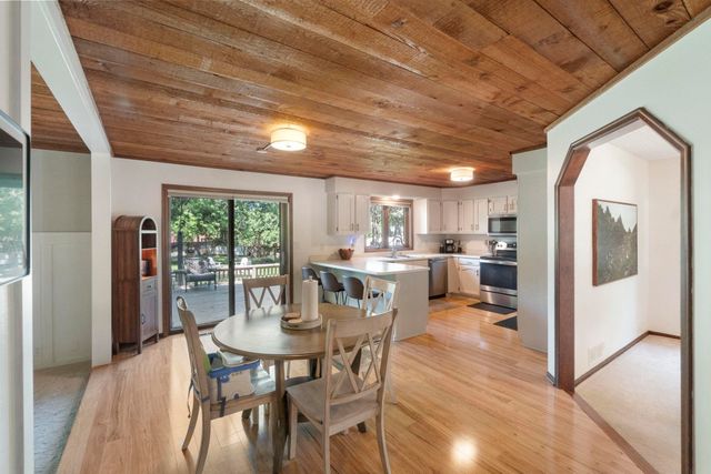 2215 Minnetonka Drive, Cedar Falls, IA 50613