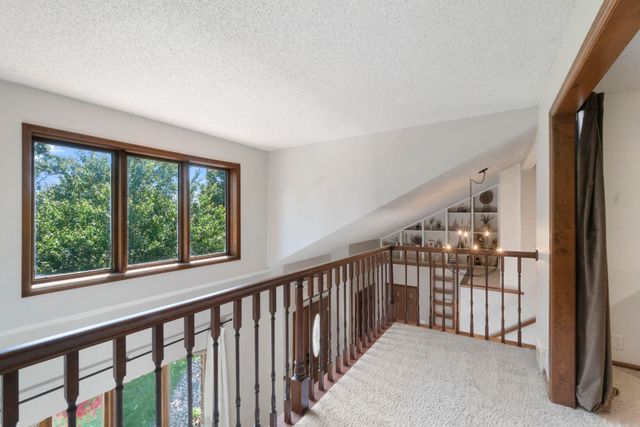 2215 Minnetonka Drive, Cedar Falls, IA 50613