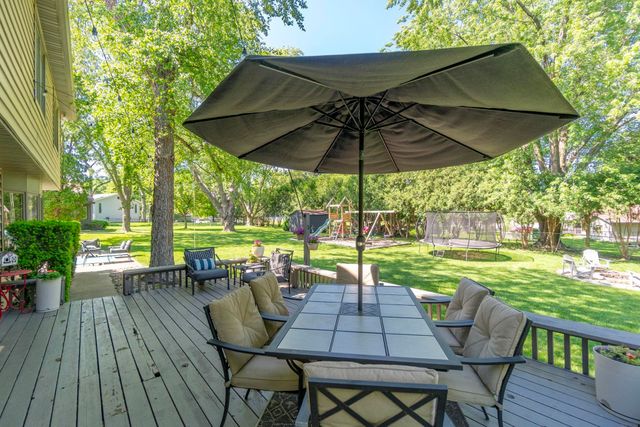 2215 Minnetonka Drive, Cedar Falls, IA 50613