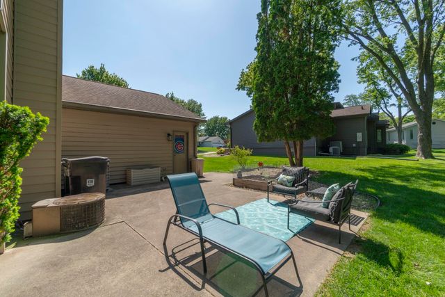 2215 Minnetonka Drive, Cedar Falls, IA 50613