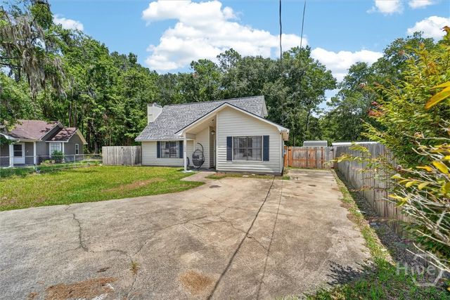 1334 Forest Lake Drive, Hinesville, GA 31313