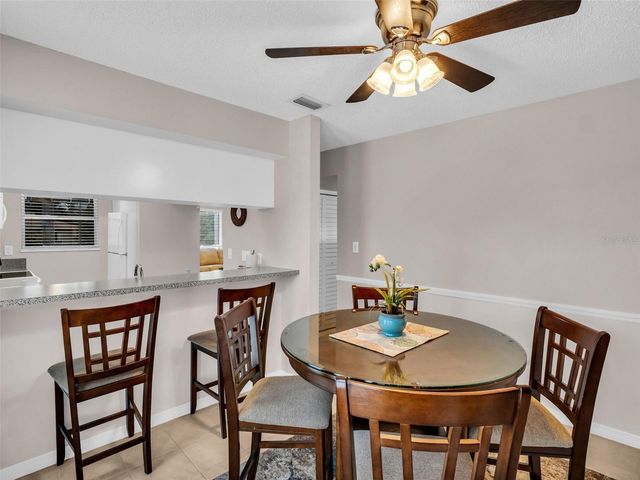 608 WINDRUSH BAY DRIVE 225, Tarpon Springs, FL 34689