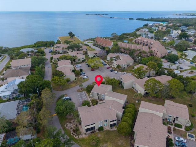 608 WINDRUSH BAY DRIVE 225, Tarpon Springs, FL 34689