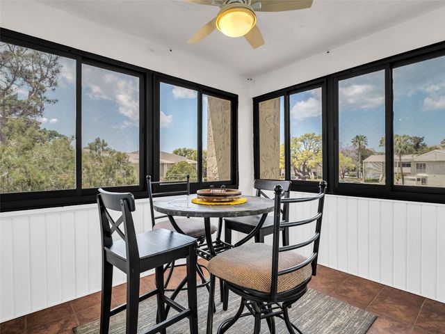 608 WINDRUSH BAY DRIVE 225, Tarpon Springs, FL 34689