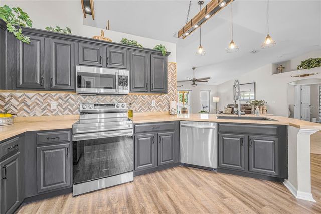 12123 FULMAR ROAD, Weeki Wachee, FL 34614