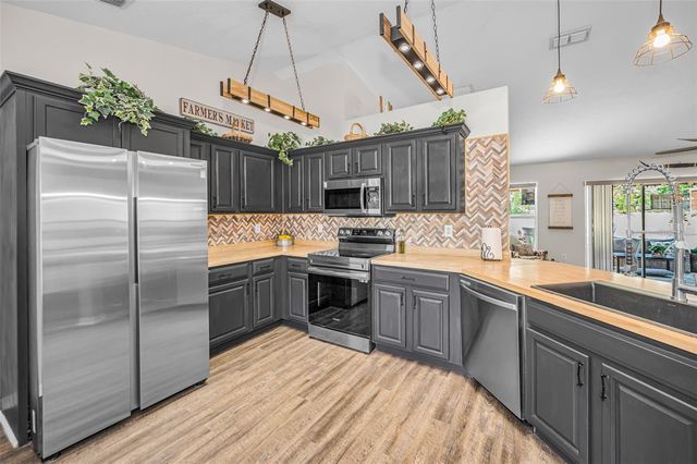 12123 FULMAR ROAD, Weeki Wachee, FL 34614