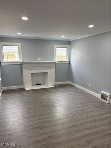 353 Hilton Avenue, Youngstown, OH 44507