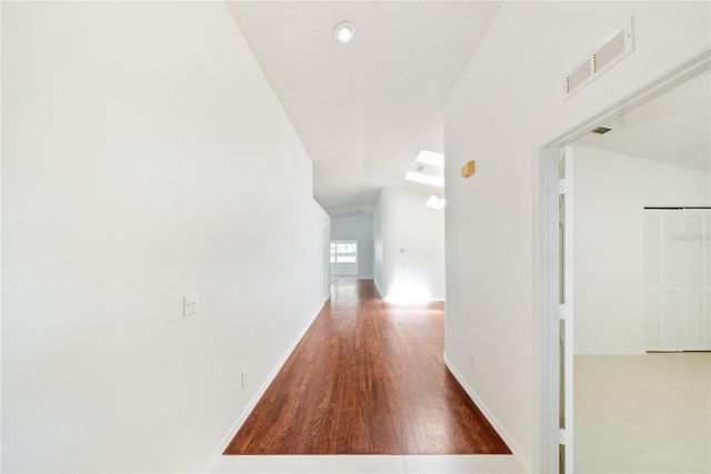 9064 SW 91ST CIRCLE, Ocala, FL 34481