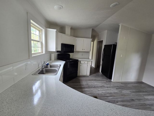 221 Private Road 8807, Ben Wheeler, TX 75754