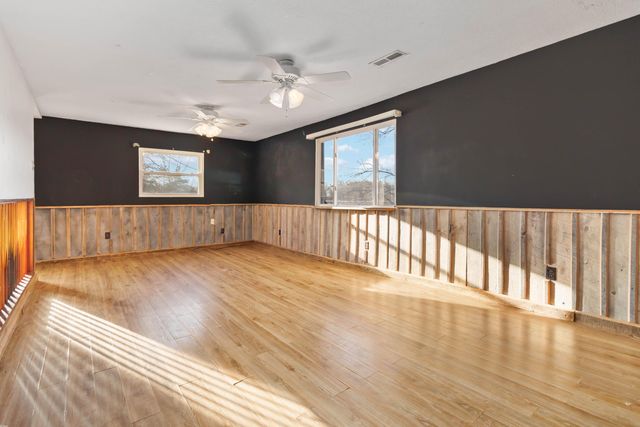 13057 Highway 196, Nancy, KY 42544