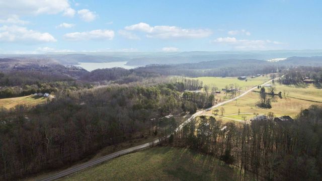 13057 Highway 196, Nancy, KY 42544