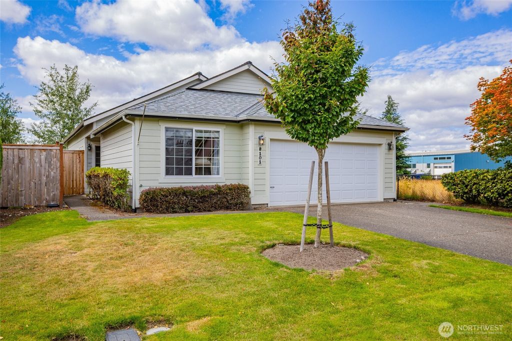 8101 Westcott Lane SE, Tumwater, WA 98501