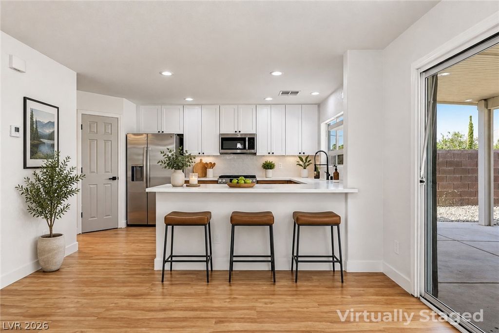 5044 Wild Buffalo Avenue, Las Vegas, NV 89131 — photo 2
