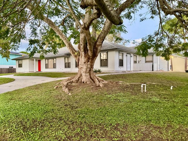 6539 SE Held Court, Stuart, FL 34997